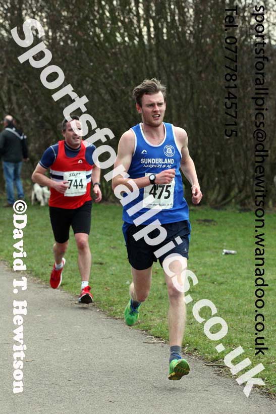Senior men and veterans over-40s Royal Signals NECC Rod Relays, Hetton Lyons Park, Hetton-le-Hole. Photo: David T. Hewitson/Sports for All Pics